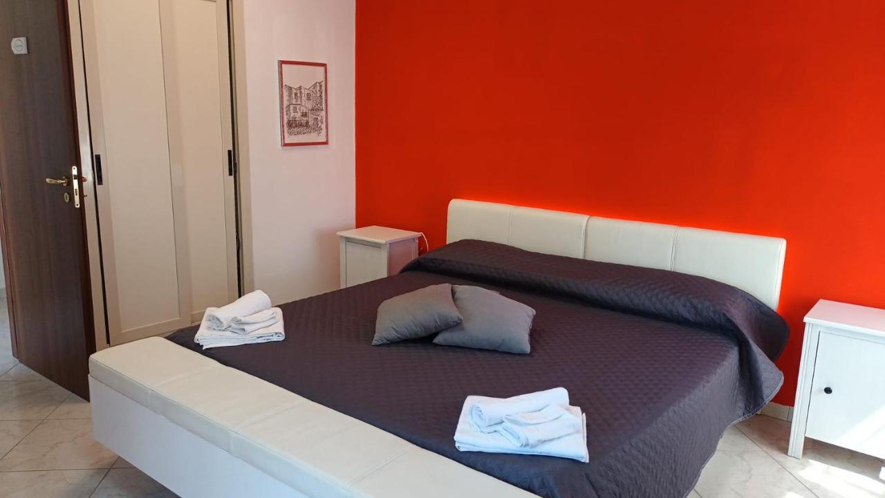 B&B La Stazione 시바리 외부 사진